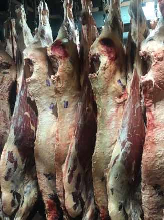 предложение мяса и мясных продуктов в ассортименте  (Хабаровск)