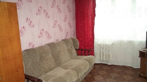 1-комнатная в пгт Заводской - миниатюра-3 (Артем)