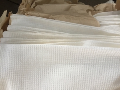 Полотенца вафельные белые - миниатюра-0 (Майкоп)