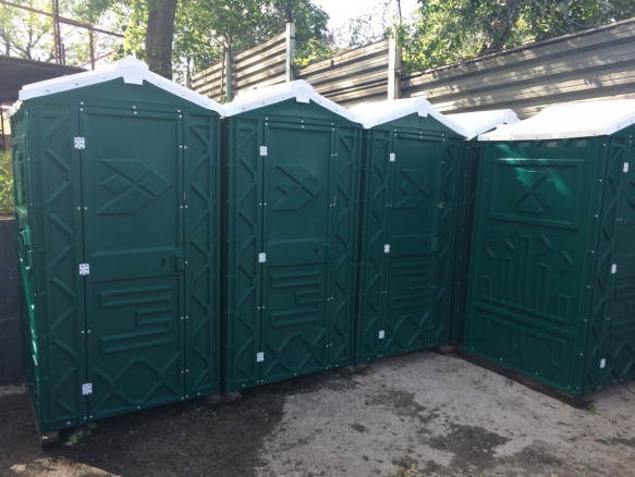 Биотуалеты, туалетные кабины б/у в хорошем состоянии (Москва)
