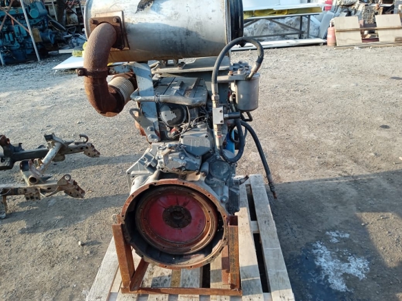 Двигатель б/у для спецтехники  Deutz BF6M-1013E (Владивосток)