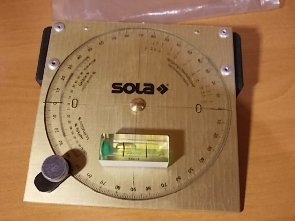 Магнитный угломер sola 13 см (Австрия) (Чита)
