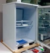 Холодильный шкаф (мини-бар) - миниатюра-1 (Санкт-Петербург)