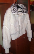 Продам женскую демисезонную куртку - миниатюра-2 (Новосибирск)